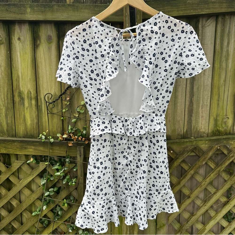 Princess Polly Nate Micro Mini Dress White‎ Floral Size 4 - Picture 12 of 13